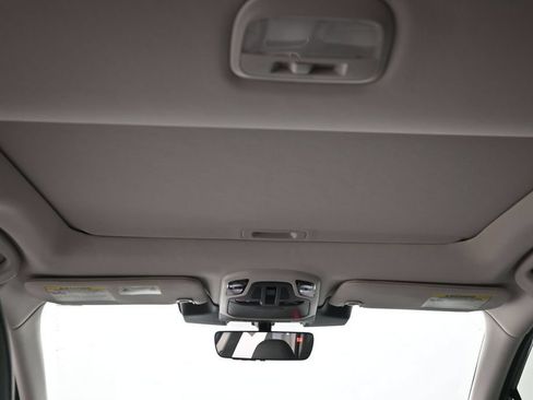 Used 2025 Subaru Outback Limited AWD/4WD image 22