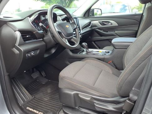 Used 2020 Chevrolet Traverse LS FWD image 14