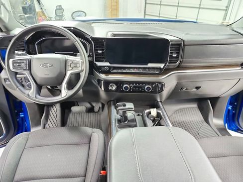 Used 2023 Chevrolet Silverado 1500 RST AWD/4WD image 25