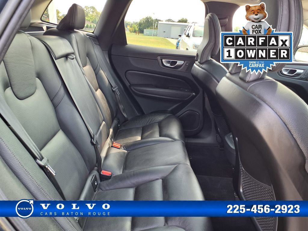 Certified 2023 Volvo XC60 B5 Plus w/ Climate Package AWD/4WD image 19