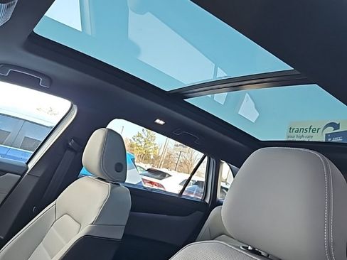 New 2026 Volkswagen Atlas Cross Sport SEL image 29