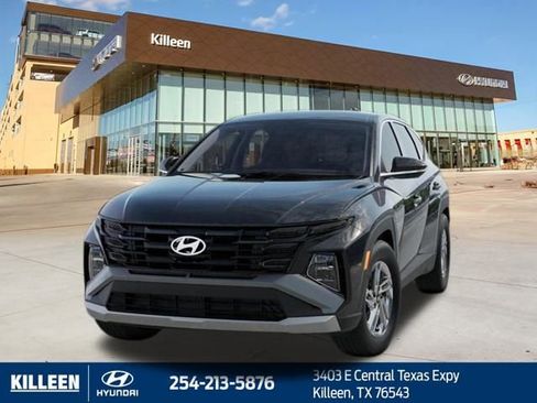 Used 2025 Hyundai Tucson SE image 8