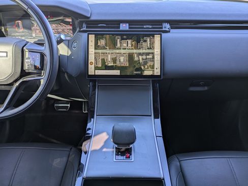 Used 2024 Land Rover Range Rover Velar Dynamic SE image 24