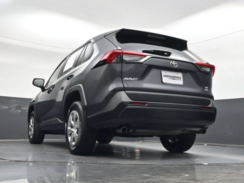 Used 2023 Toyota RAV4 LE AWD/4WD image 43