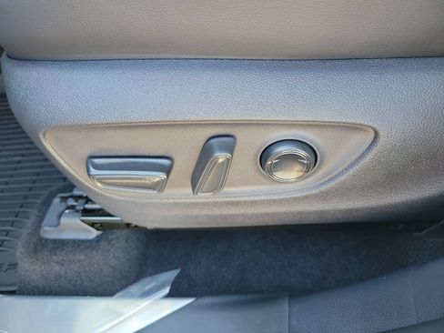 New 2026 Toyota Highlander Platinum AWD/4WD image 20