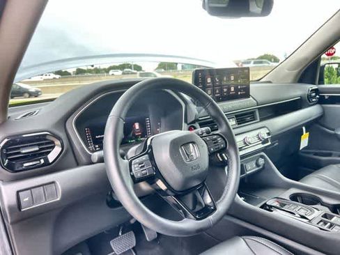 Used 2026 Honda Passport RTL image 15