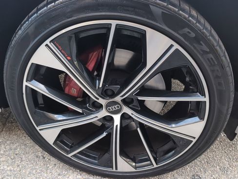 Used 2024 Audi SQ5 Premium Plus image 11