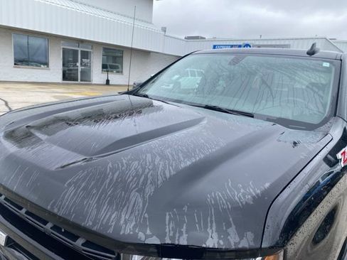 Used 2022 Chevrolet Silverado 1500 RST image 9