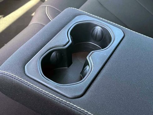 Certified 2023 Jeep Grand Cherokee Laredo image 15