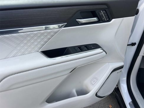 Certified 2024 GMC Acadia Denali w/ LPO, Floor Liner Package image 15