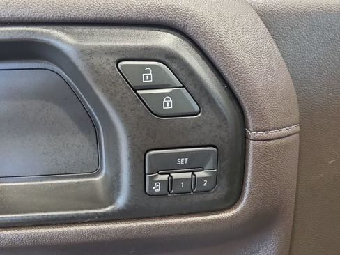 Used 2019 GMC Sierra 1500 Denali w/ Denali Ultimate Package AWD/4WD image 23
