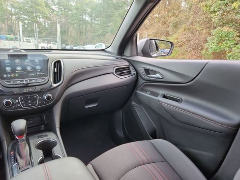 Certified 2024 Chevrolet Equinox RS image 12