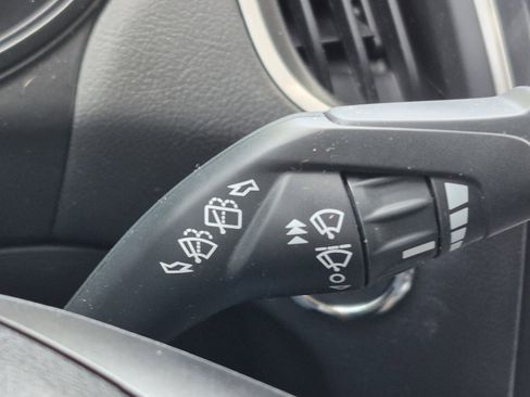 Used 2024 Ford Edge SE image 33