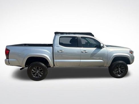 Used 2023 Toyota Tacoma SR5 w/ Technology Package AWD/4WD image 12