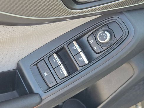 Used 2022 Subaru Crosstrek 2.5i Limited w/ Popular Package #4A image 21