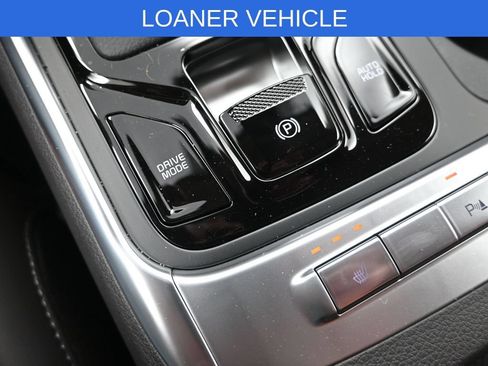 Used 2026 Kia Carnival EX FWD image 22