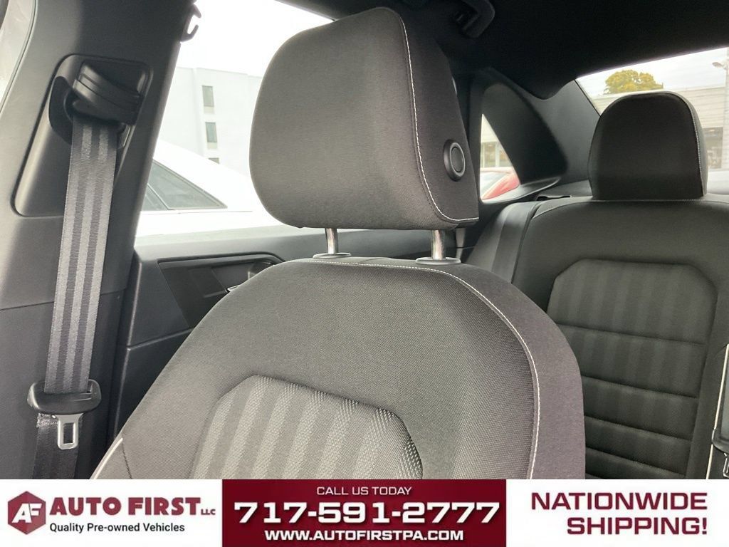 Used 2023 Volkswagen Jetta Sport FWD image 25