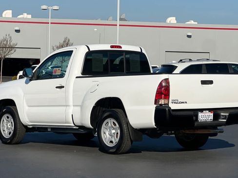 Used 2014 Toyota Tacoma 2WD Regular Cab image 7