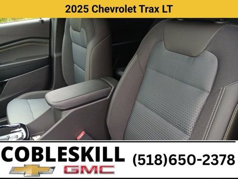 New 2025 Chevrolet Trax LT w/ Driver Confidence Package image 14