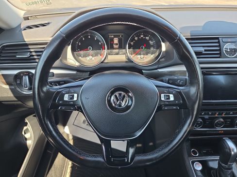 Used 2016 Volkswagen Passat 1.8T SEL Premium FWD image 26