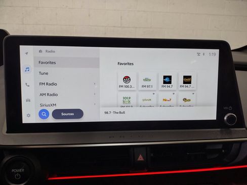 Used 2024 Toyota Prius Prime FWD image 28