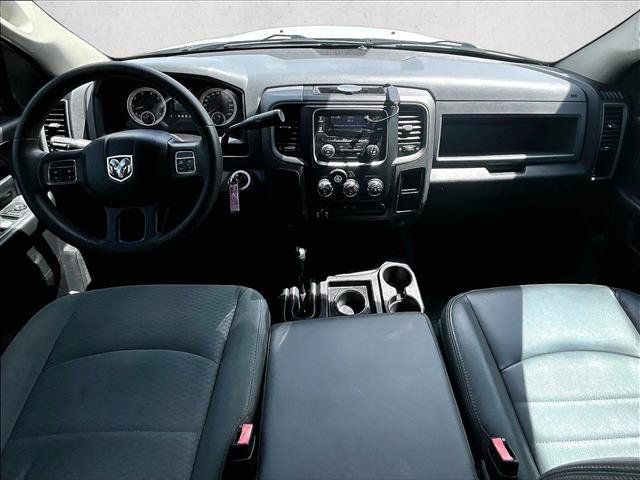 Used 2016 RAM 2500 Tradesman w/ Chrome Appearance Group AWD/4WD image 16