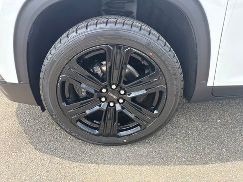 Used 2024 GMC Acadia Elevation w/ Black Edition FWD image 35