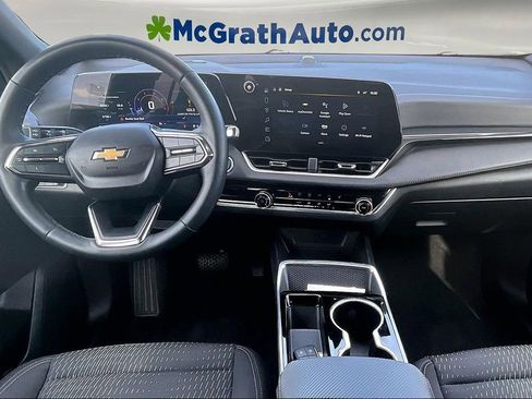 Used 2025 Chevrolet Equinox LT image 7