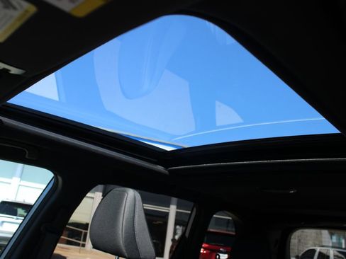 Used 2026 Subaru Forester Premium image 22