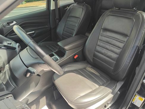 Used 2018 Ford Escape SEL FWD image 8