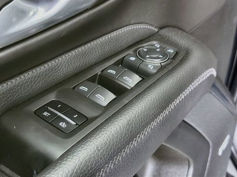 Used 2022 GMC Yukon Denali w/ Max Trailering Package AWD/4WD image 23
