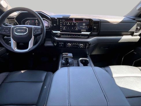 Used 2026 GMC Sierra 1500 SLT AWD/4WD image 16