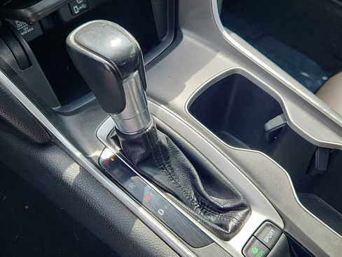 Used 2019 Honda Accord Sport image 14