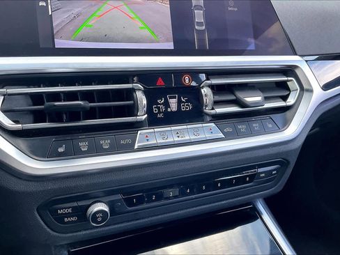 Used 2019 BMW 330i Sedan w/ Premium Package image 31