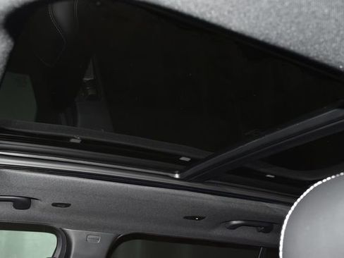 New 2025 Jeep Grand Cherokee L Limited w/ Trailer Tow Package image 12