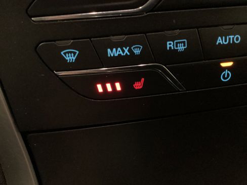 Used 2020 Ford Edge SEL w/ Convenience Package image 30