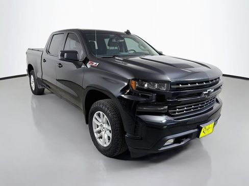 Used 2021 Chevrolet Silverado 1500 RST w/ Convenience Package II AWD/4WD image 4