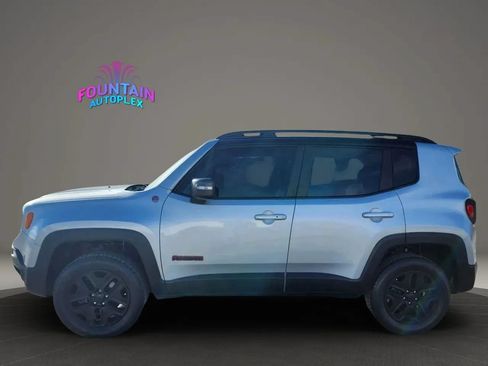 Used 2018 Jeep Renegade Trailhawk w/ Cold Weather Group II AWD/4WD image 2