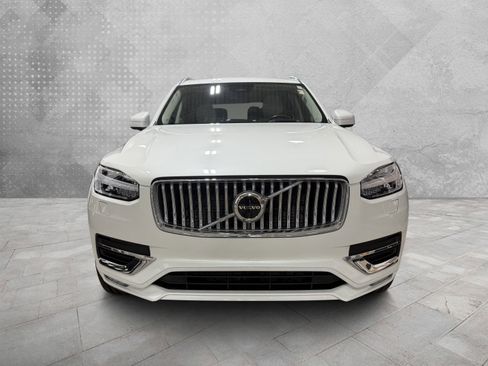 Used 2023 Volvo XC90 B5 Plus w/ Protection Package Premier image 3