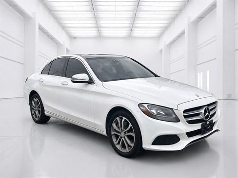 Used 2016 Mercedes-Benz C 300 4MATIC Sedan image 2