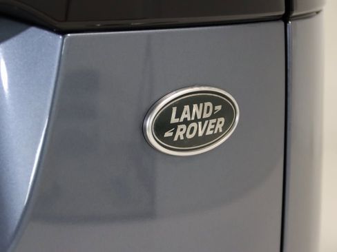 Used 2020 Land Rover Range Rover Velar R-Dynamic S image 13