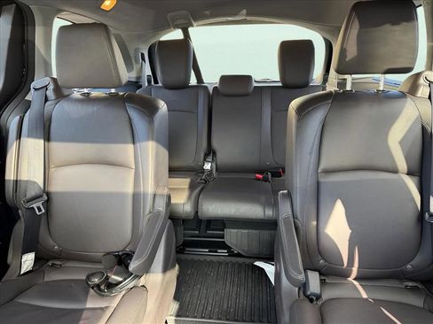 Used 2018 Honda Odyssey Touring image 20