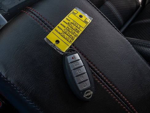 Used 2023 Nissan Altima 2.5 SR FWD image 30