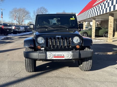 Used 2012 Jeep Wrangler Unlimited Sahara w/ Trailer Tow Group image 2