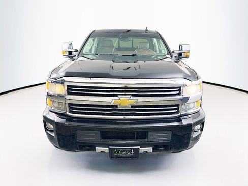 Used 2015 Chevrolet Silverado 2500 High Country w/ Duramax Plus Package AWD/4WD image 2