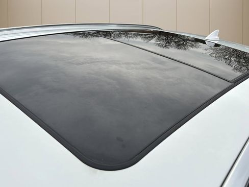 Certified 2026 Genesis GV70 2.5T Advanced image 15