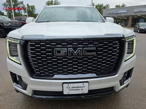 Used 2023 GMC Yukon XL Denali Ultimate AWD/4WD image 44