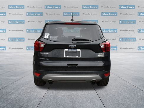 Used 2019 Ford Escape SE image 12