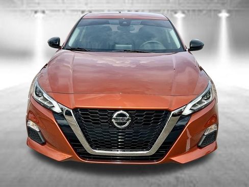 Certified 2021 Nissan Altima 2.5 SR FWD image 2