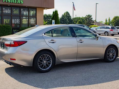 Used 2018 Lexus ES 350 w/ Premier Package FWD image 10